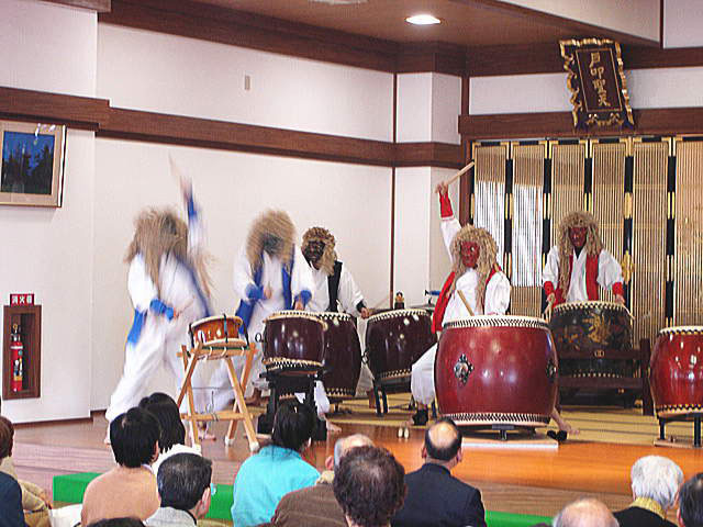 奉納音曲「鬼神太鼓」の魂を覚醒する太鼓演奏